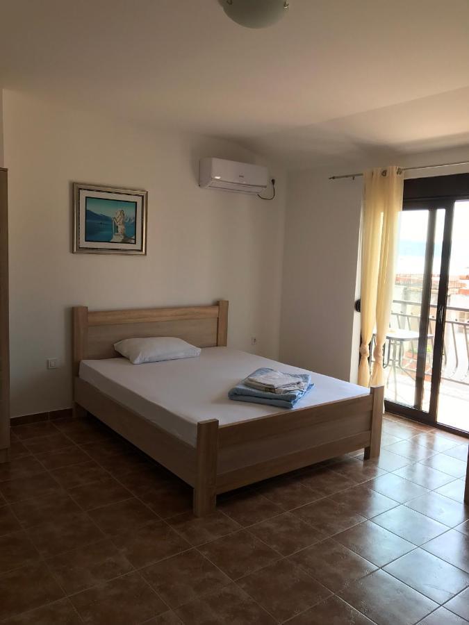 Apartamento Julija 1 Igalo Exterior foto
