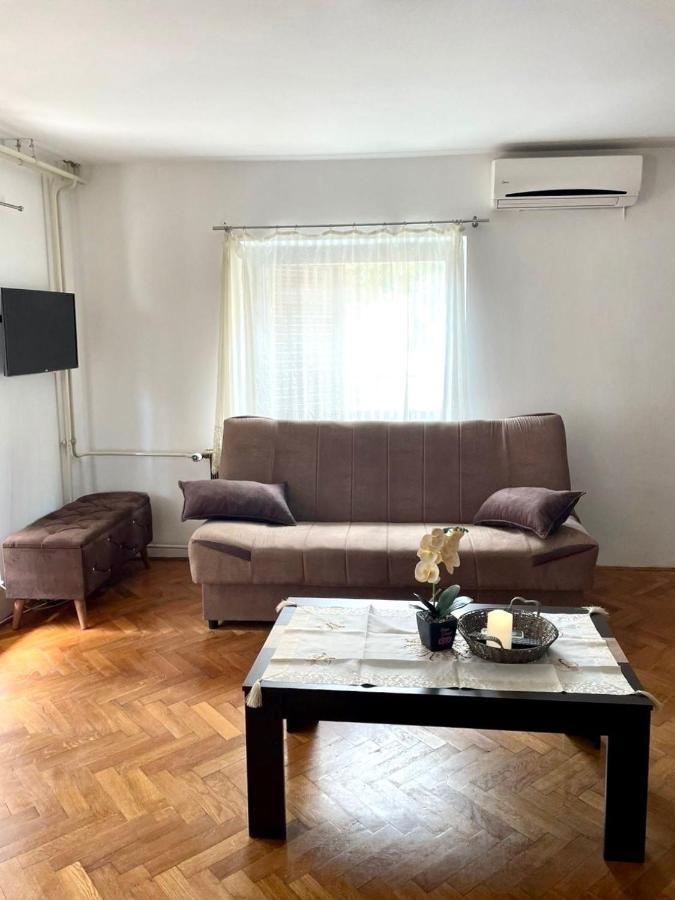 Apartamento Julija 1 Igalo Exterior foto