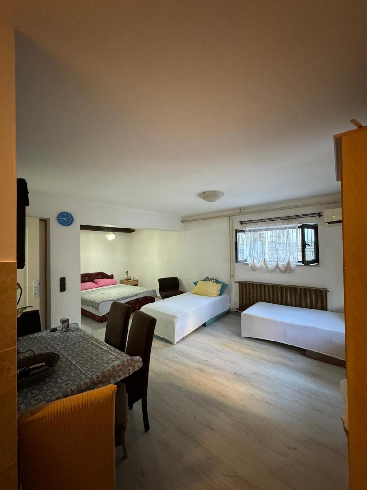 Apartamento Julija 1 Igalo Habitación foto